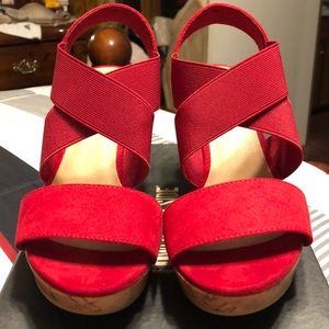 NEW Red Wedges by Lower East Side - Size 7W